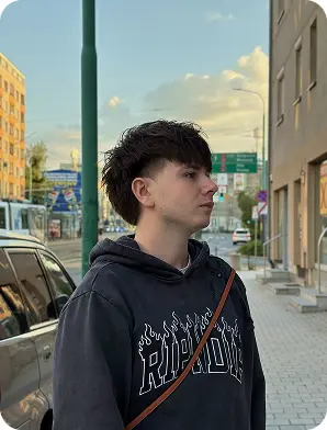 Męska fryzura w SHO BarberShop Łazarz